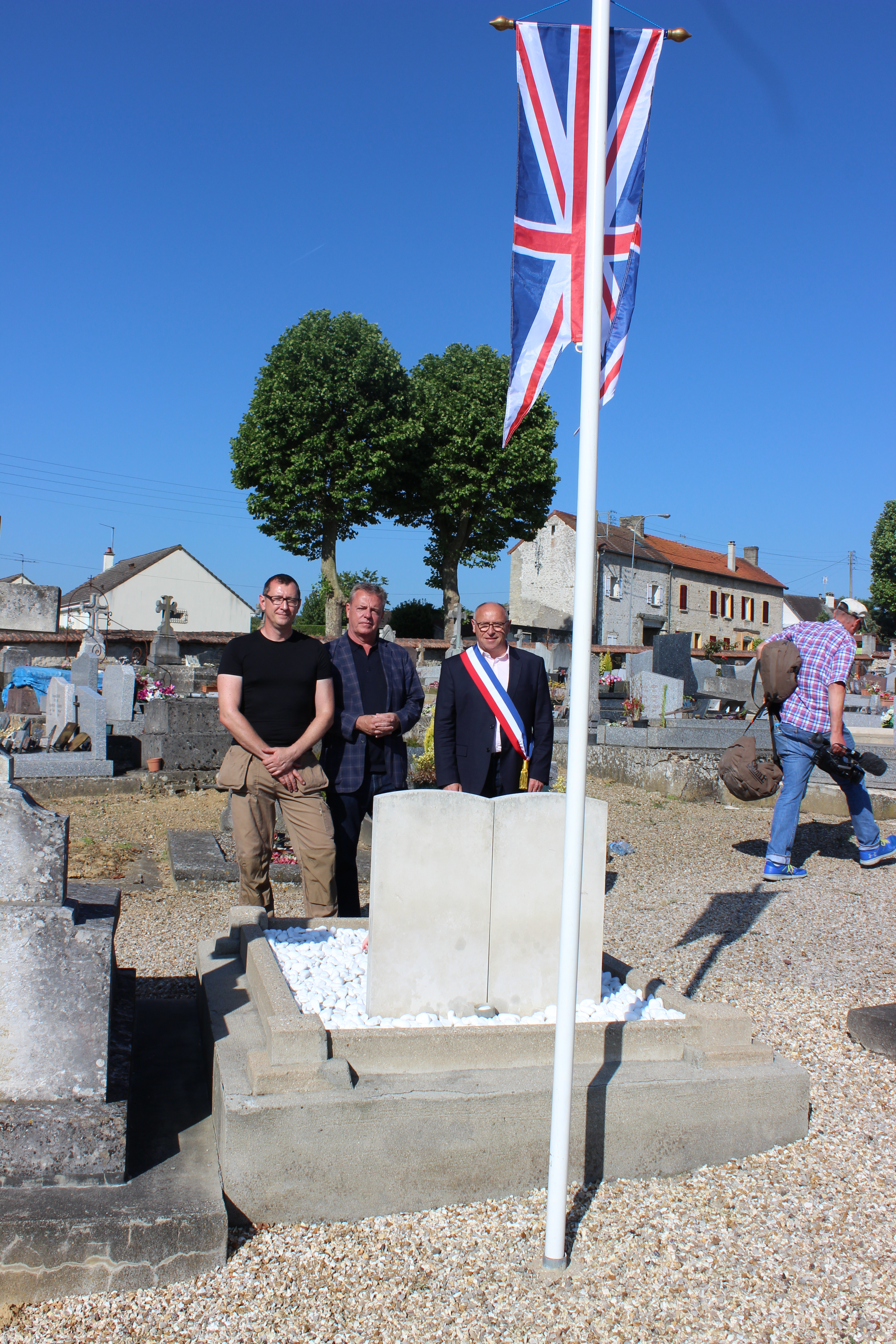 Aviateurs alliés Commemoration cimetière _20_.jpg