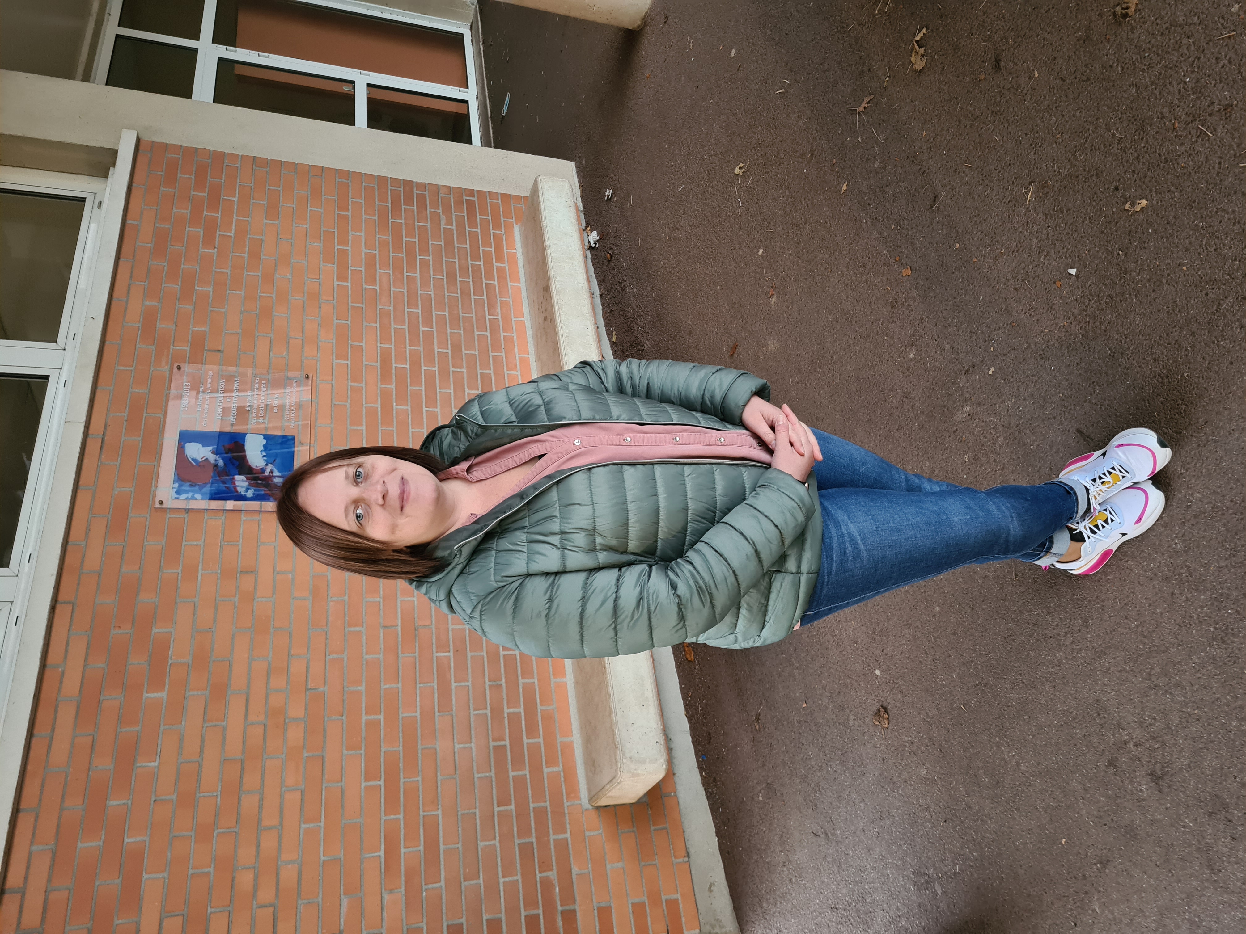 Elodie LENORMAND Directrice ecole élémentaire.jpg