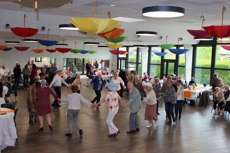 Repas des ainés 2023 _2_.jpg