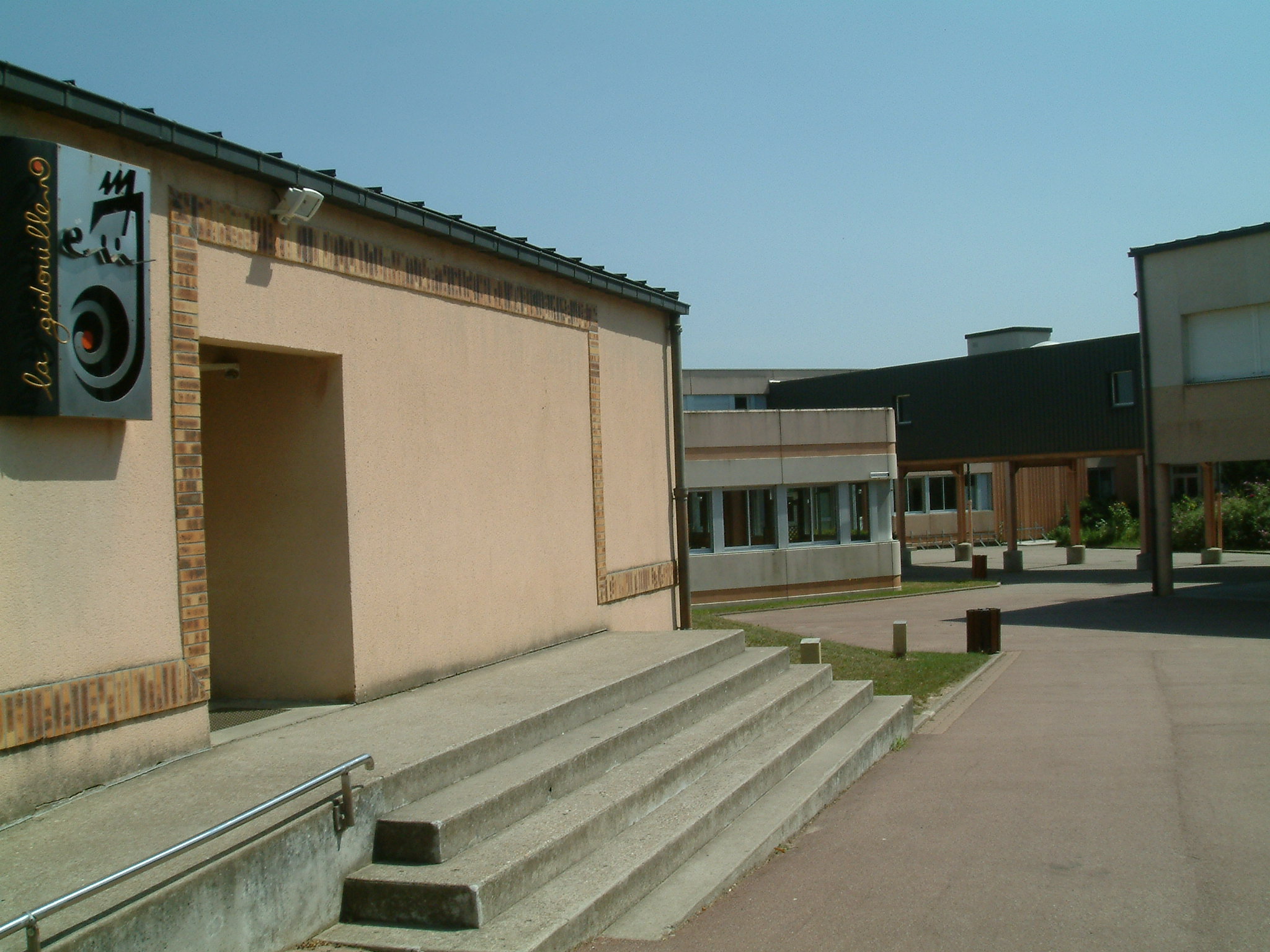 Collège Marc Chagall Gidouille.jpg