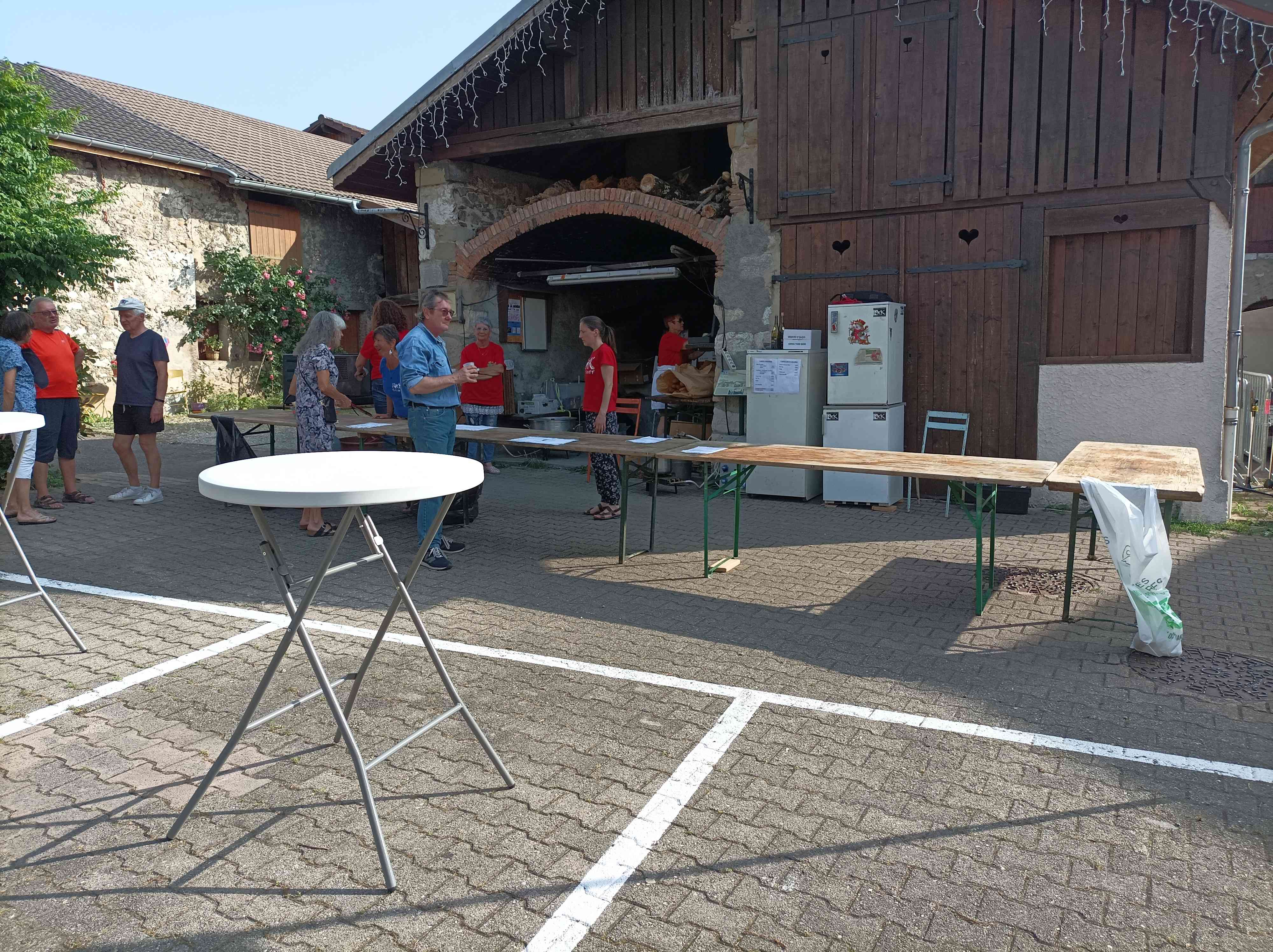 2025-06-14_Les MArches_Public_01.jpg