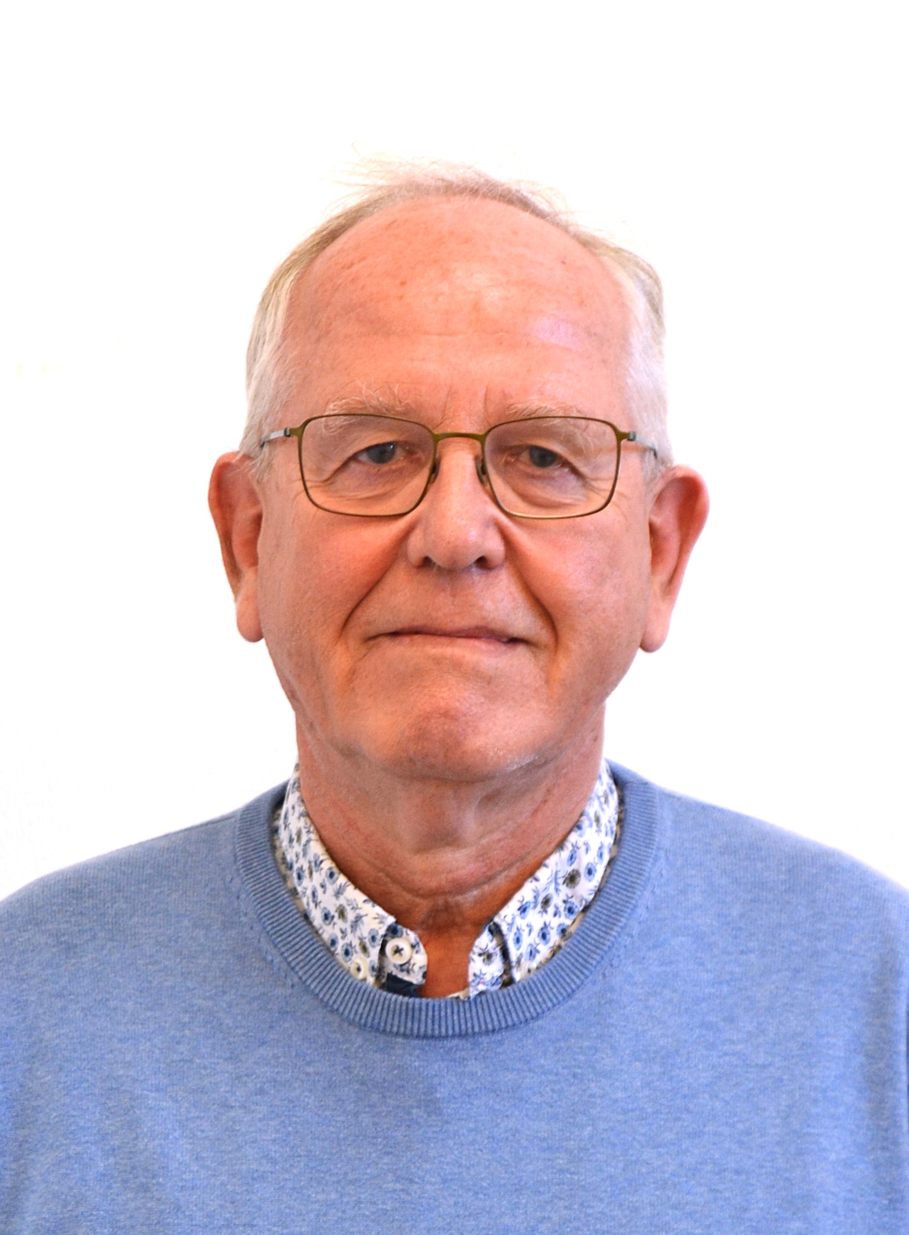 M. Dubruque - ajustee.JPG