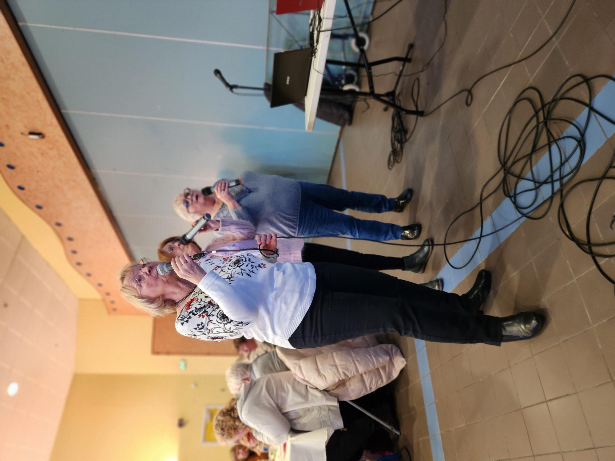 karaoke_des_seniors_12janvier _5_.jpg
