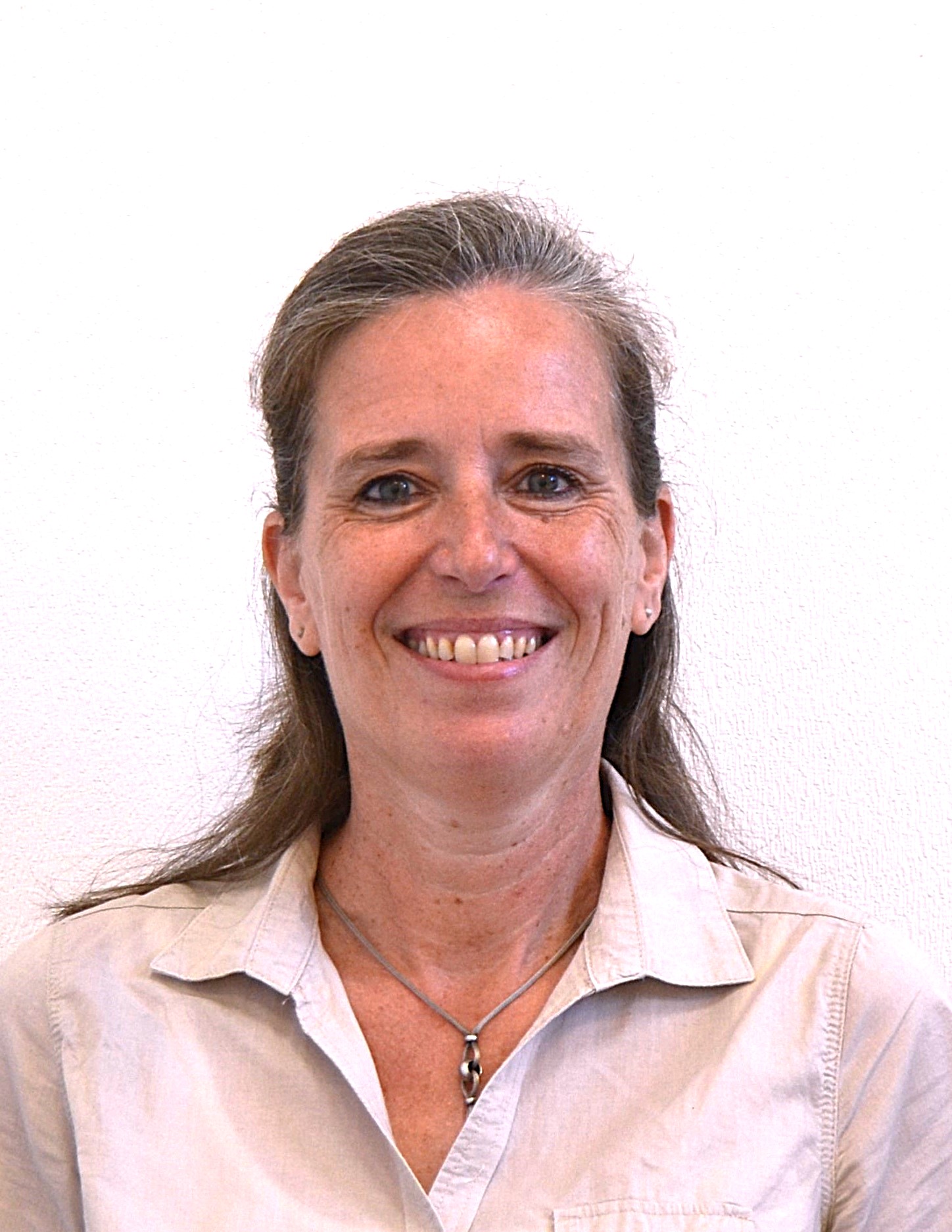 Mme Migneau - ajustee.JPG