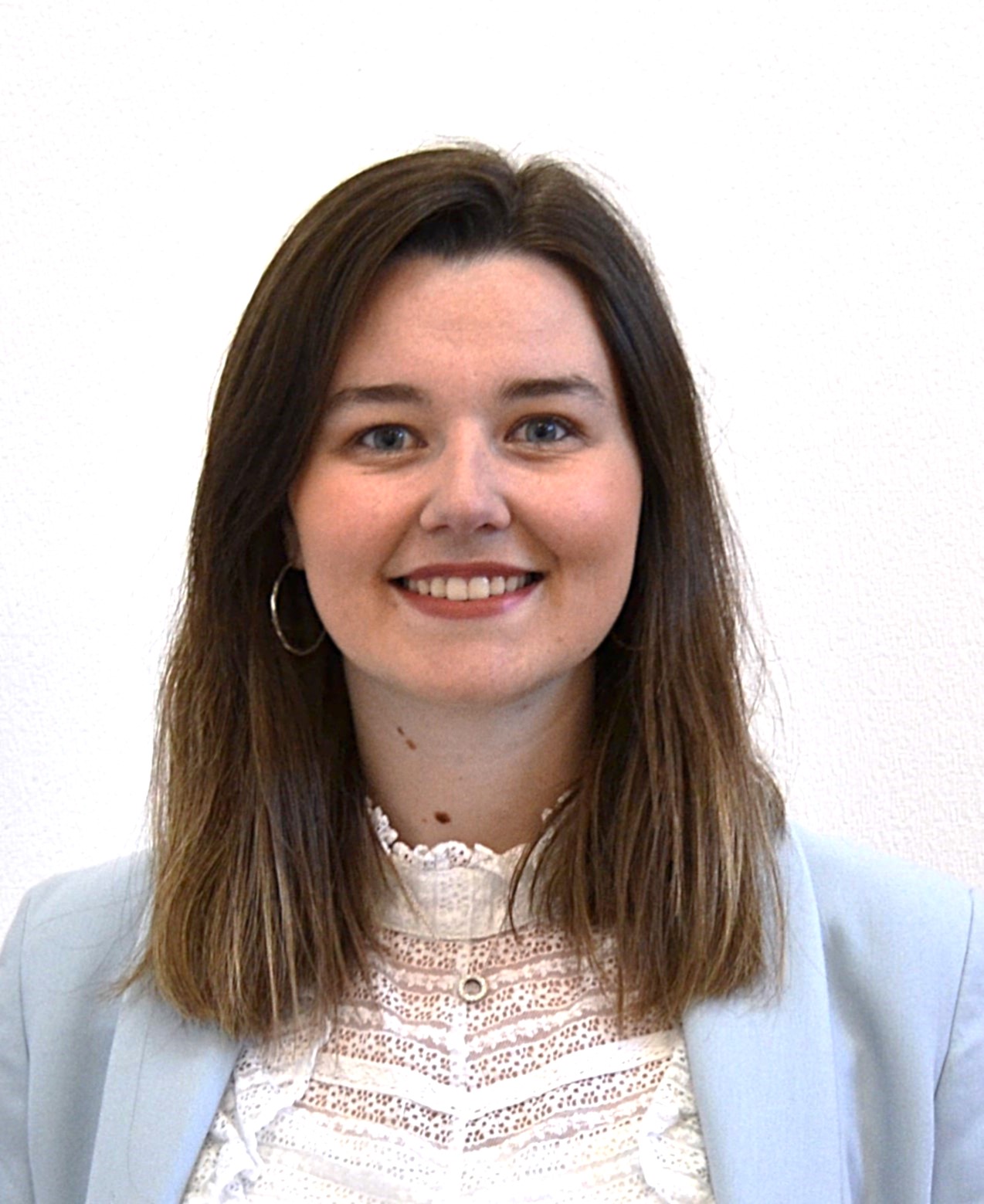 Mme Stienne - ajustee.JPG