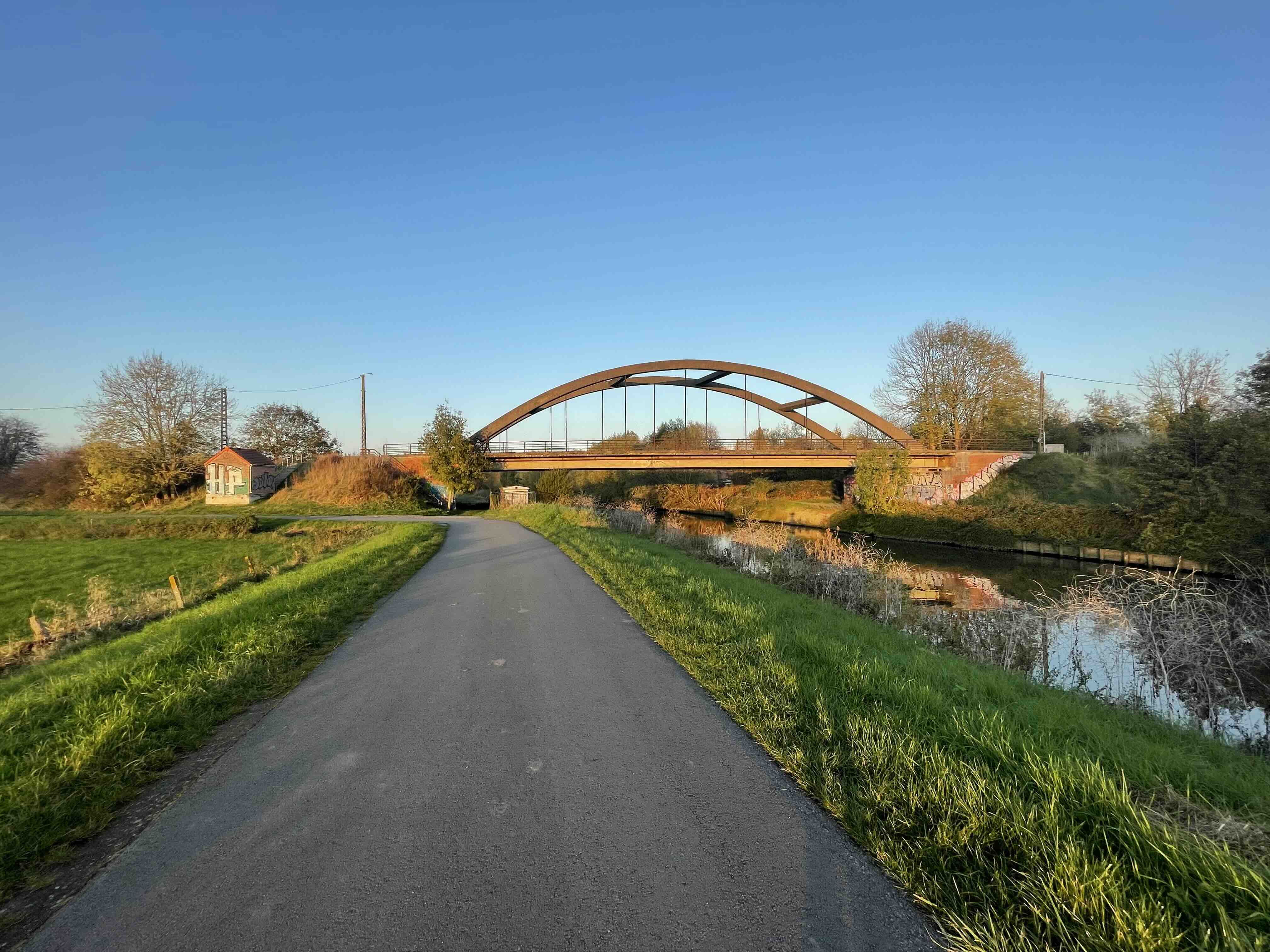 chemin de halage 3.jpeg