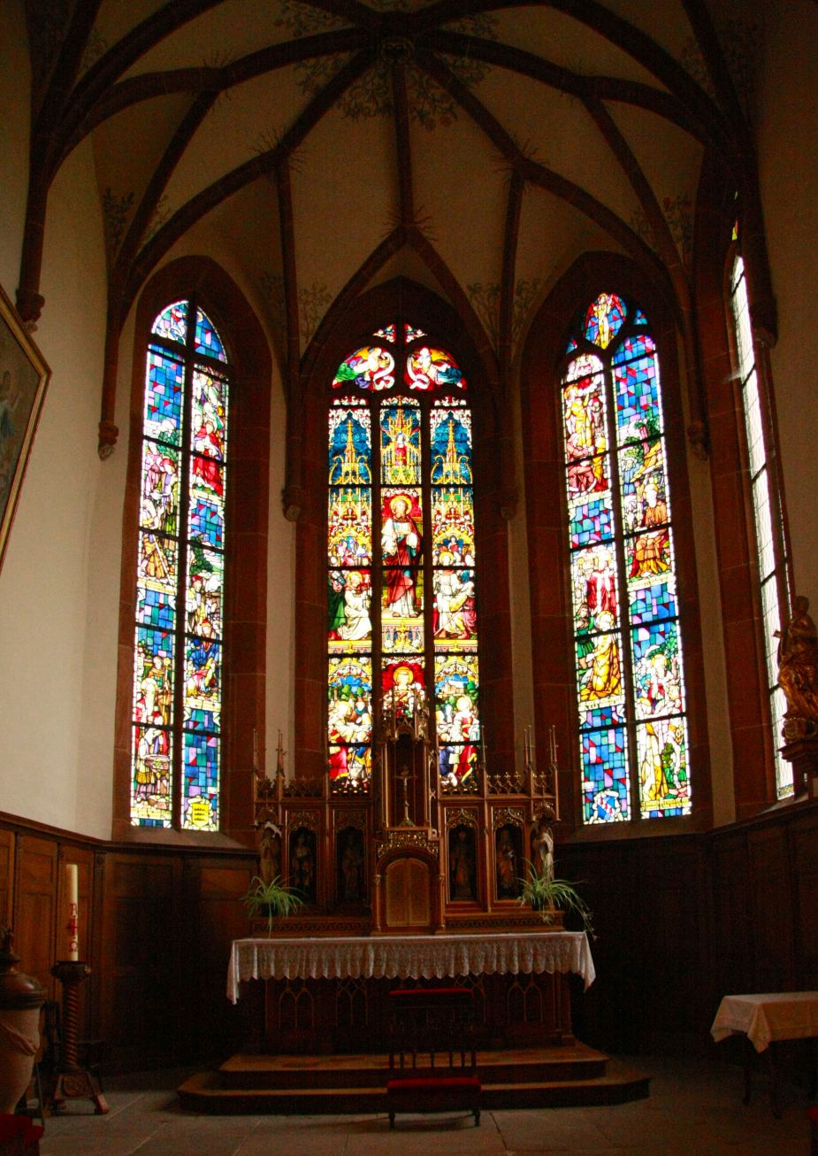 EGLISE VITRAUX.jpg