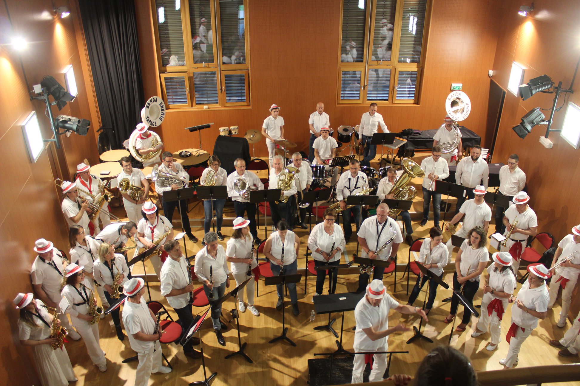 Harmonie Union photo 1.jpg