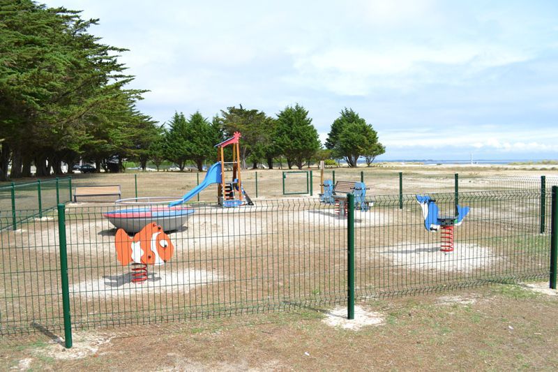aire de jeux pour enfants.jpeg