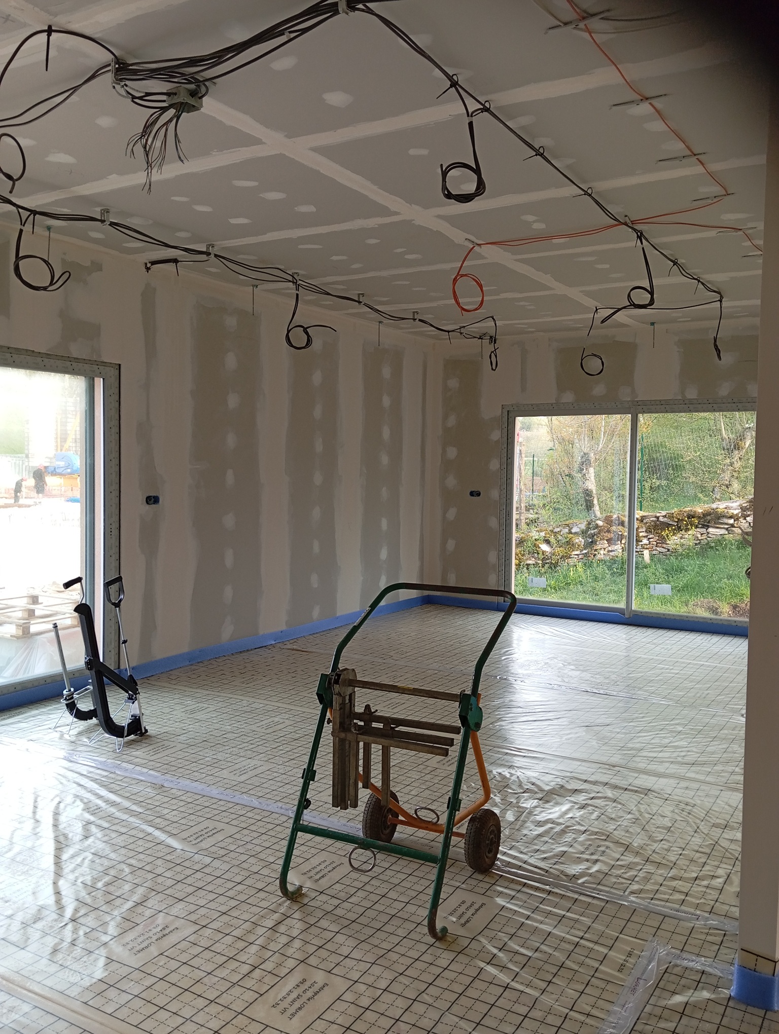 construction mam au 10 042026_2.jpg