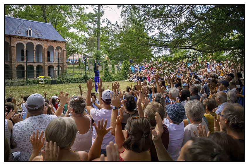 Cie du Oui et le public _c_Michel Létant.jpg