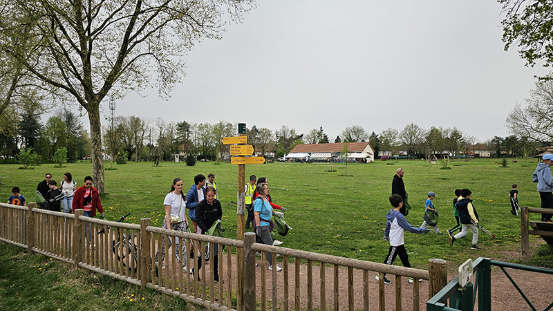 Une belle participation des familles avec des parcours accessibles à tous.jpg