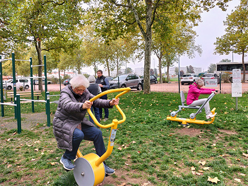 Activité physique - Semaine bleue 2025.jpg