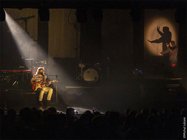 Les Fils du Facteur et 10 Doits en Cavale 2.jpg