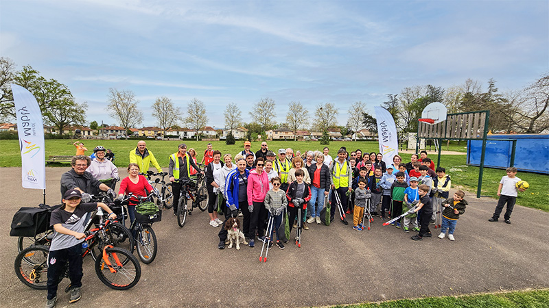 Une soixantaine de personnes ont répondu à l_appel de la Municipalité.jpg