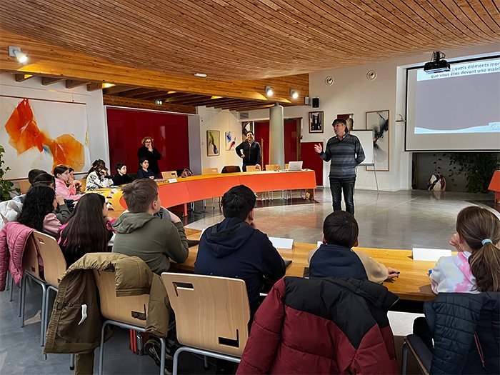 Découvre ta mairie 2025 CM2 Sables découverte fonctionnement mairie.jpg