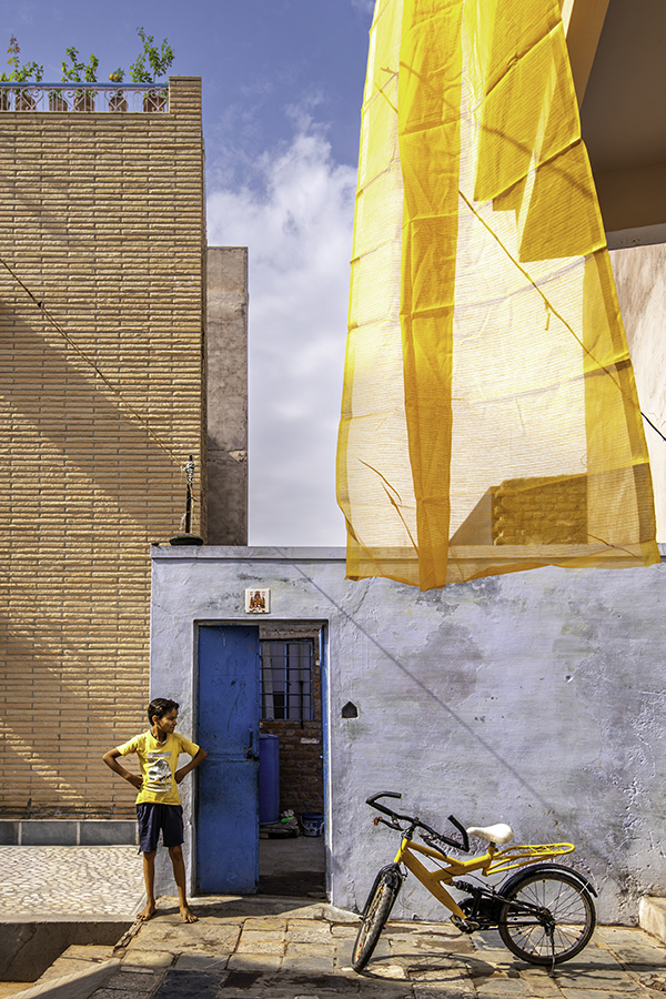 Yellow-corner.jpg