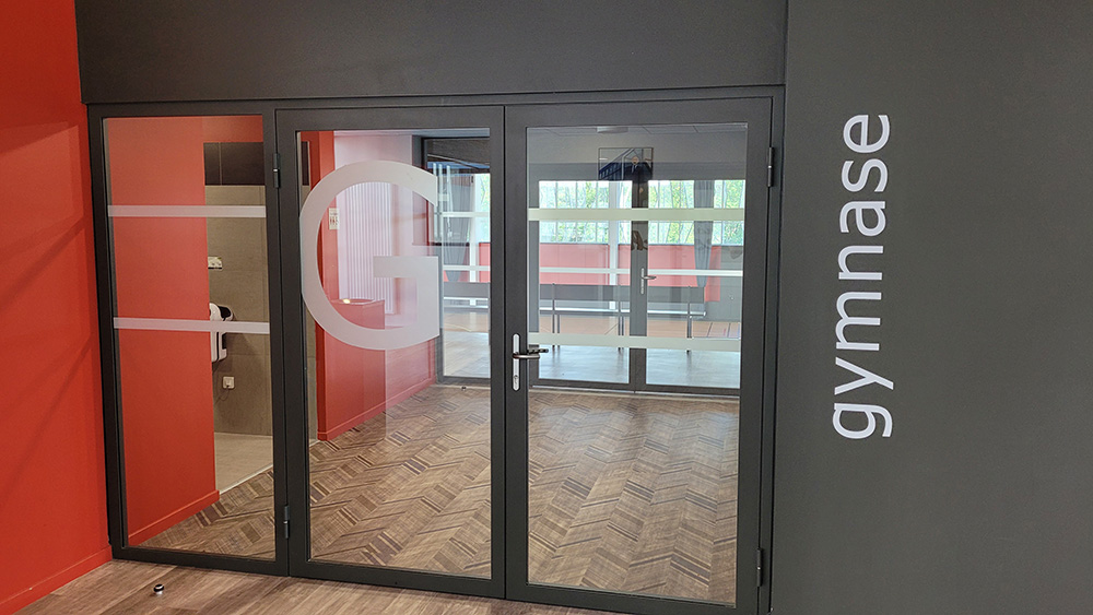 Entrée gymnase.jpg