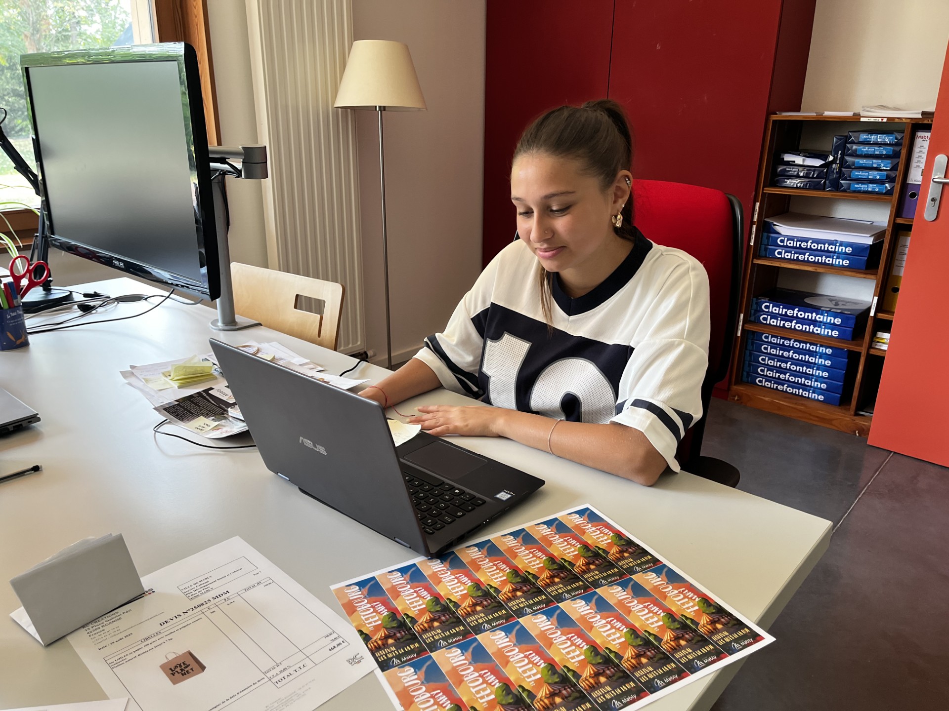 Ana communication.jpg