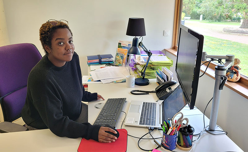 Alizée au service Communication_800.jpg