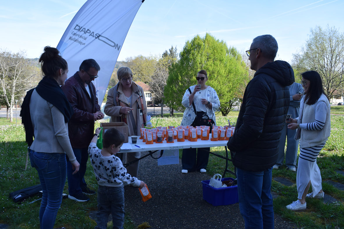 26_chasse aux oeufs_12.JPG