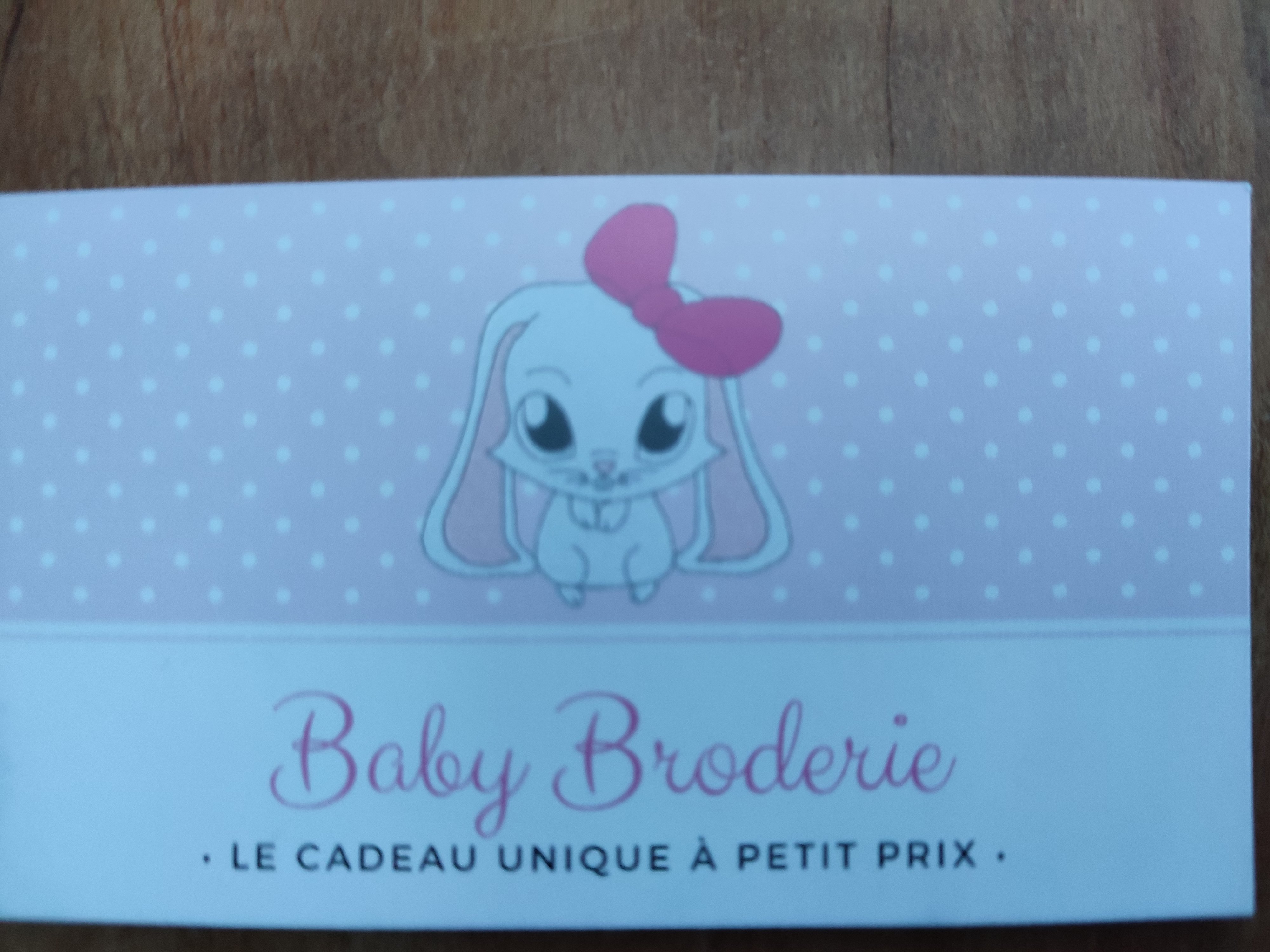 baby broderie.jpg