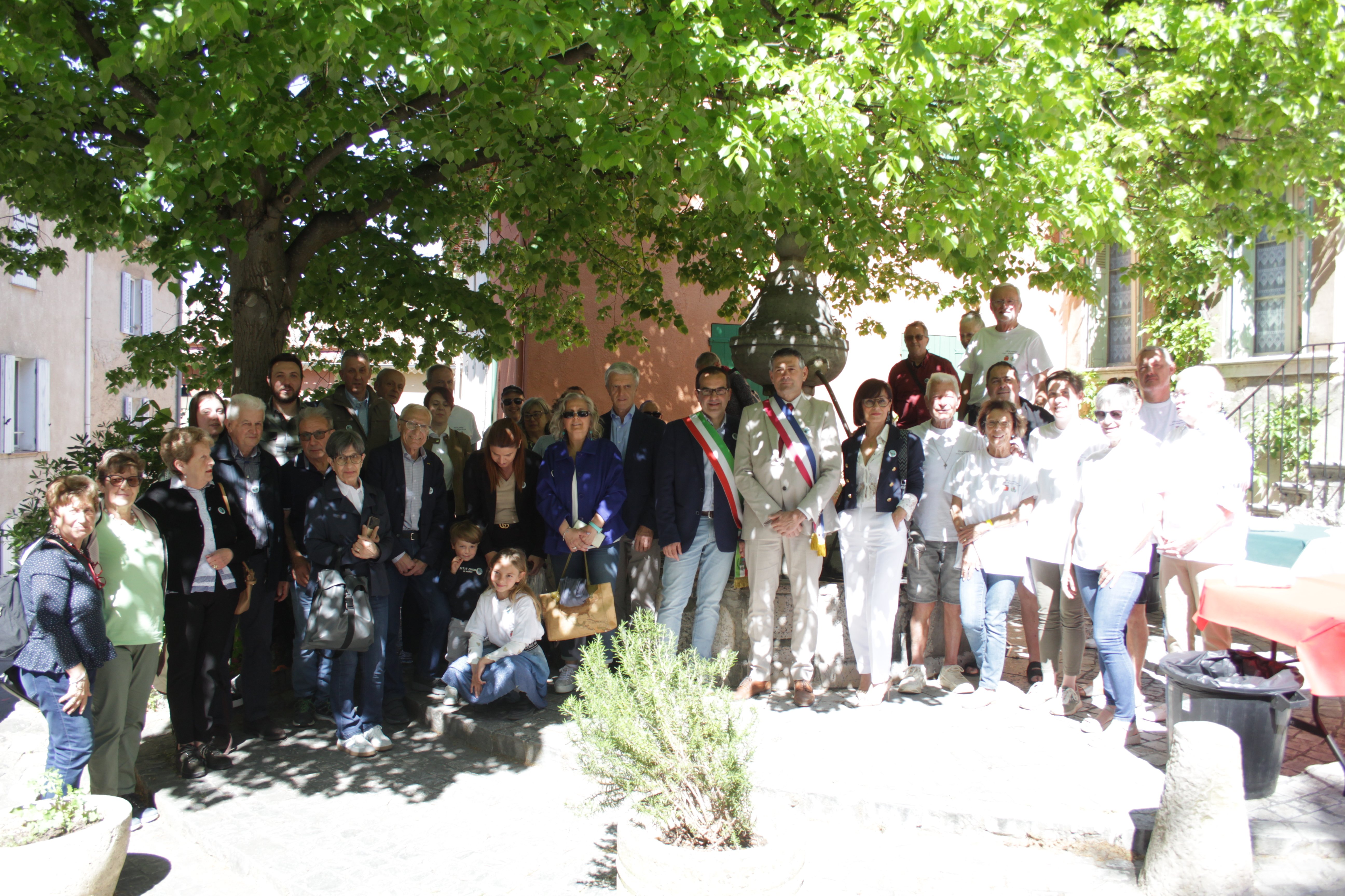 Pontevès - Fête du jumelage 1 er Mai 2025 _5_.JPG