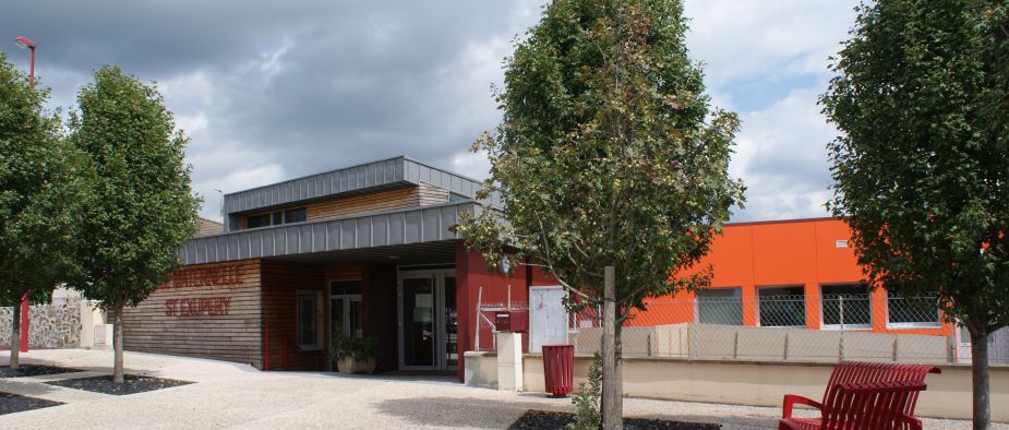 Groupes scolaires st exupéry.jpg