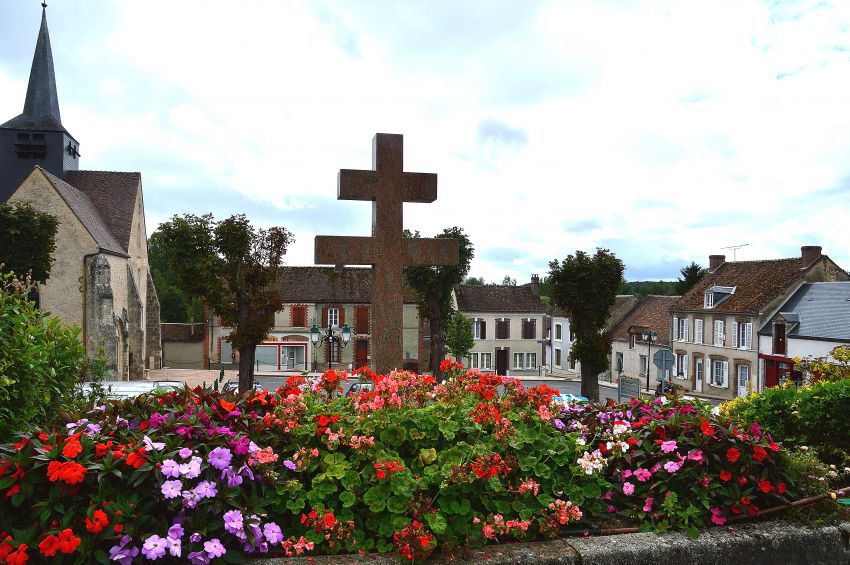 place du village.jpeg