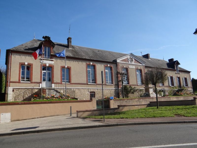mairie façade.jpeg