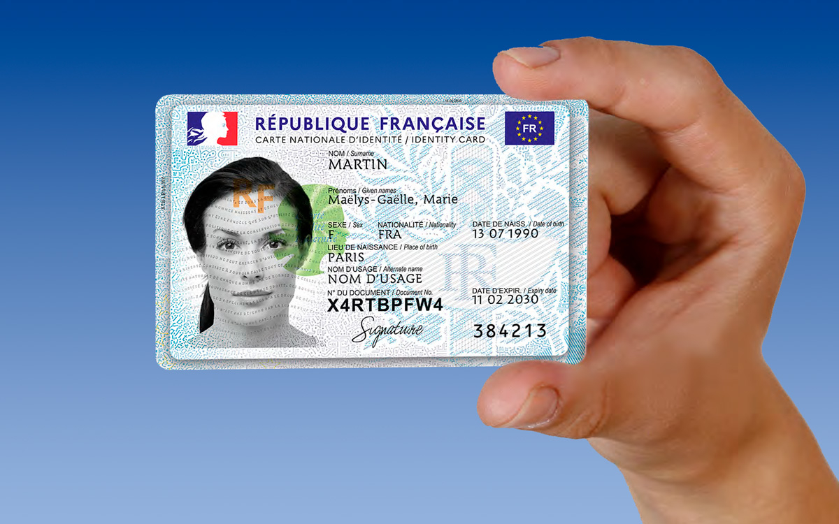 Nouvelle CNI.jpg