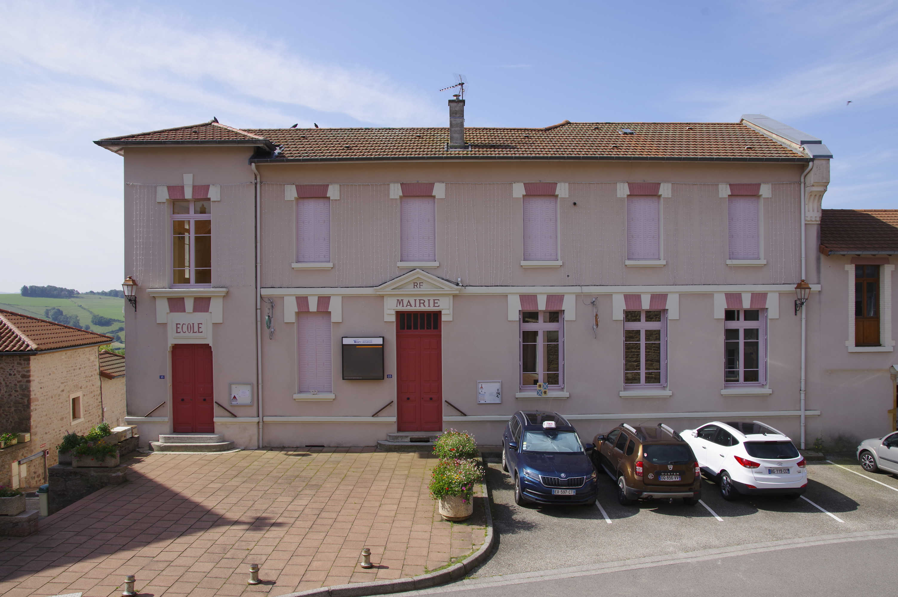 Marnand-Mairie.jpg