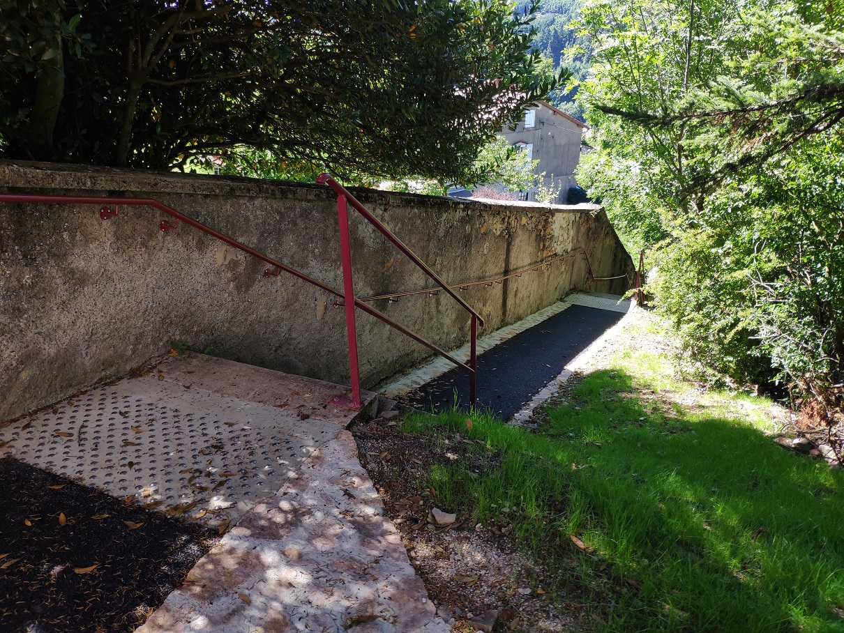 Visite des traboules et de la Chapelle du XIème siècle