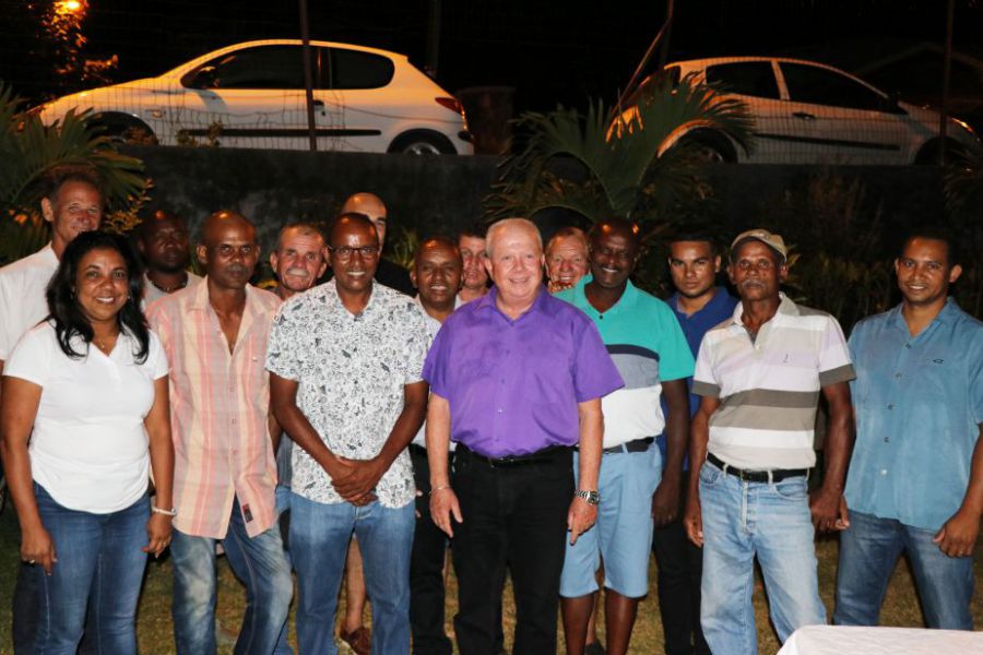 krg le-maire-et-les-membres-de-lassociation-krg-.jpg