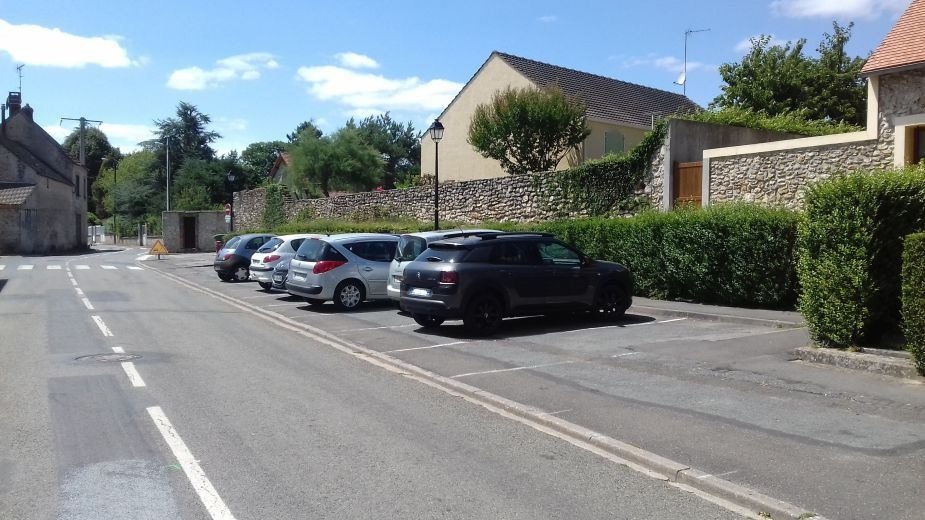 parking ardillier.jpg
