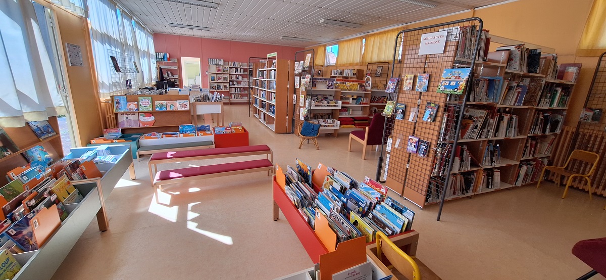 bibliothèque intérieur3.jpg