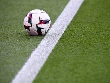 Ballon-de-foot-1665067.jpg