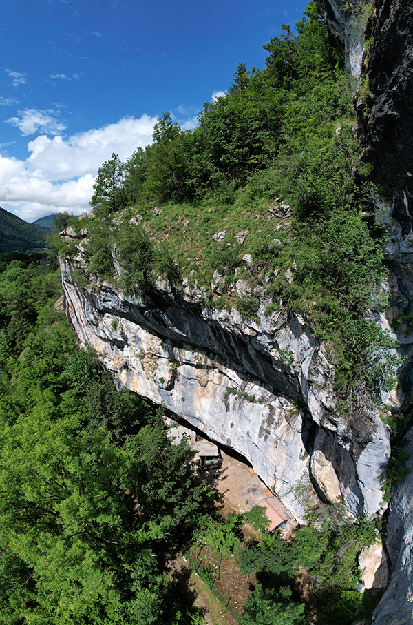 20210707-abrisousroche.jpg