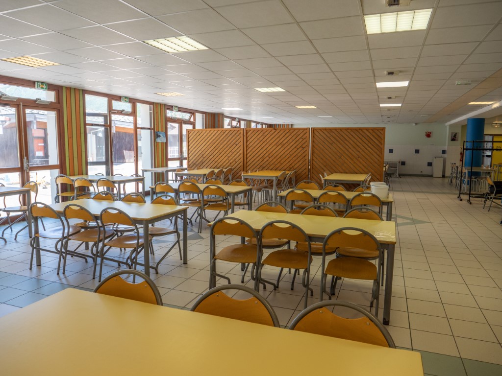 cantine4 _Moyen_.jpg