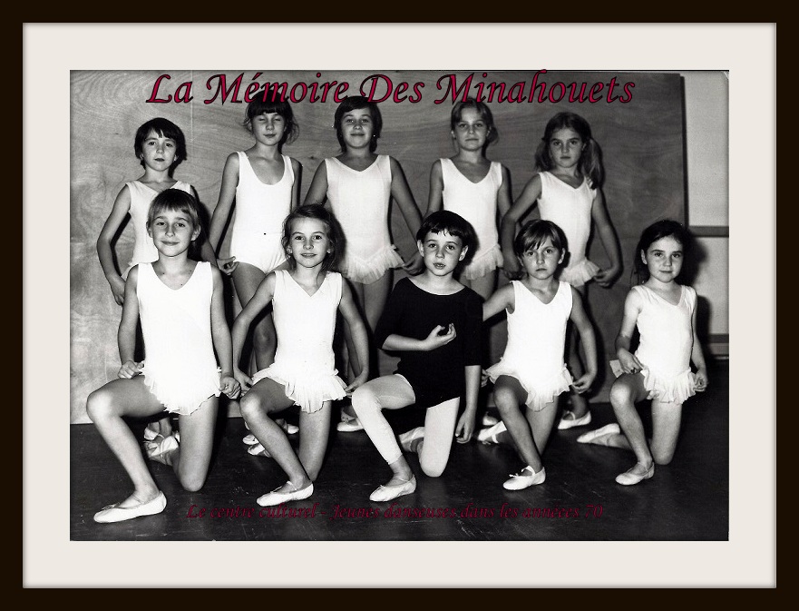 Jeunes danseuses dans les années 70.1.jpg