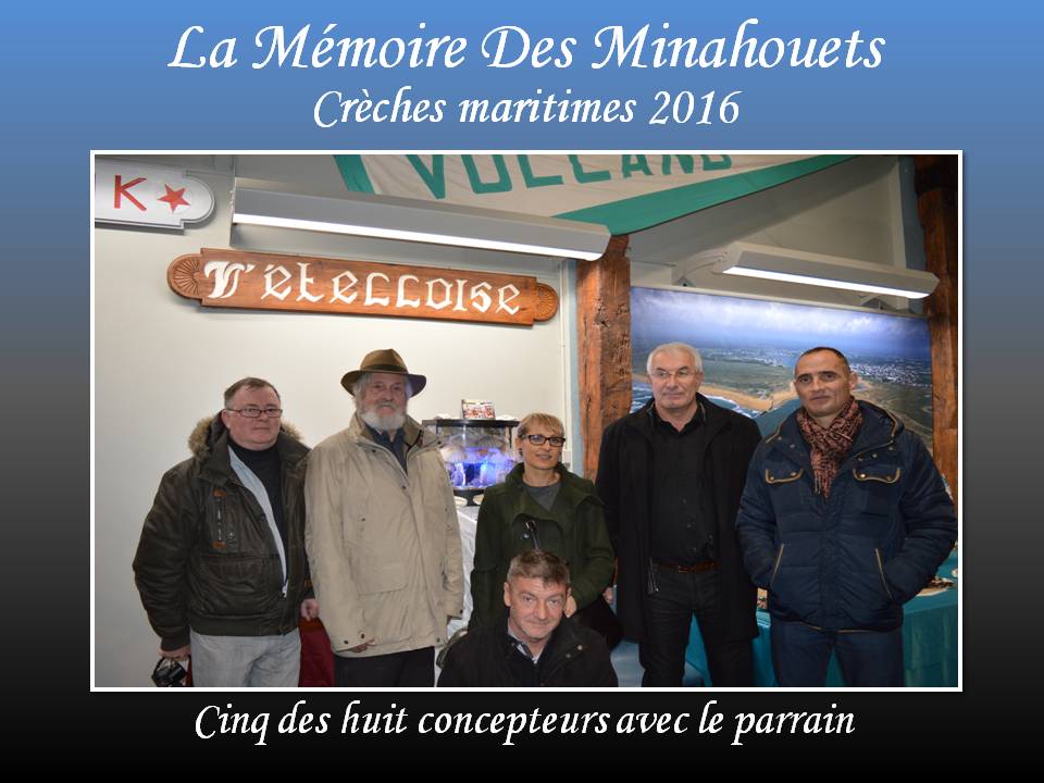 5 des 8 concepteurs avec le parrain.jpg