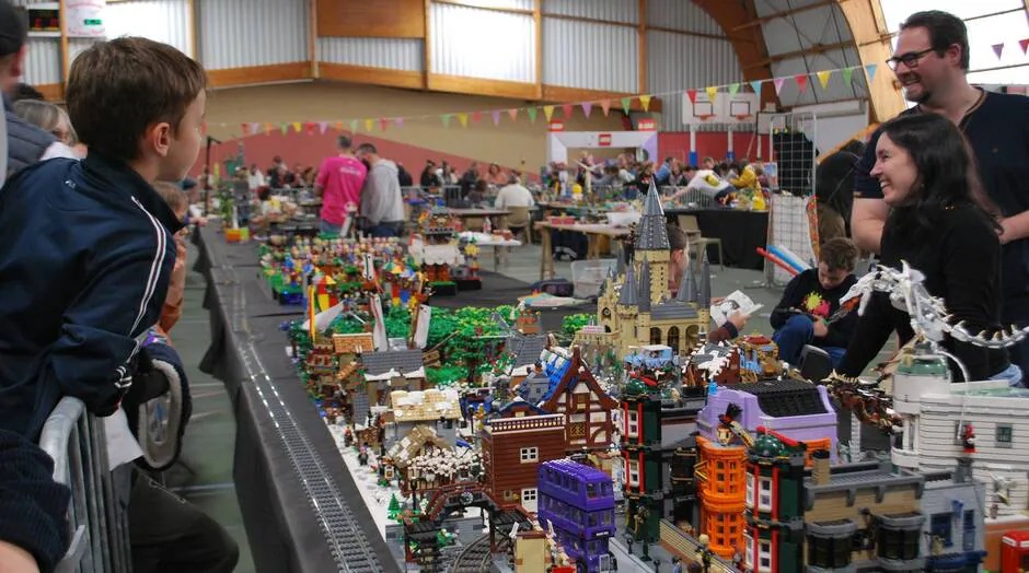 2025 10 28 - OF-MjAyNTEwODFhM2E5MDkyOTJiYjBlNjlkYjlkODA3MzBlNDYyZGU.jpg