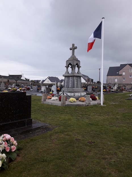 onument aux morts.jpg