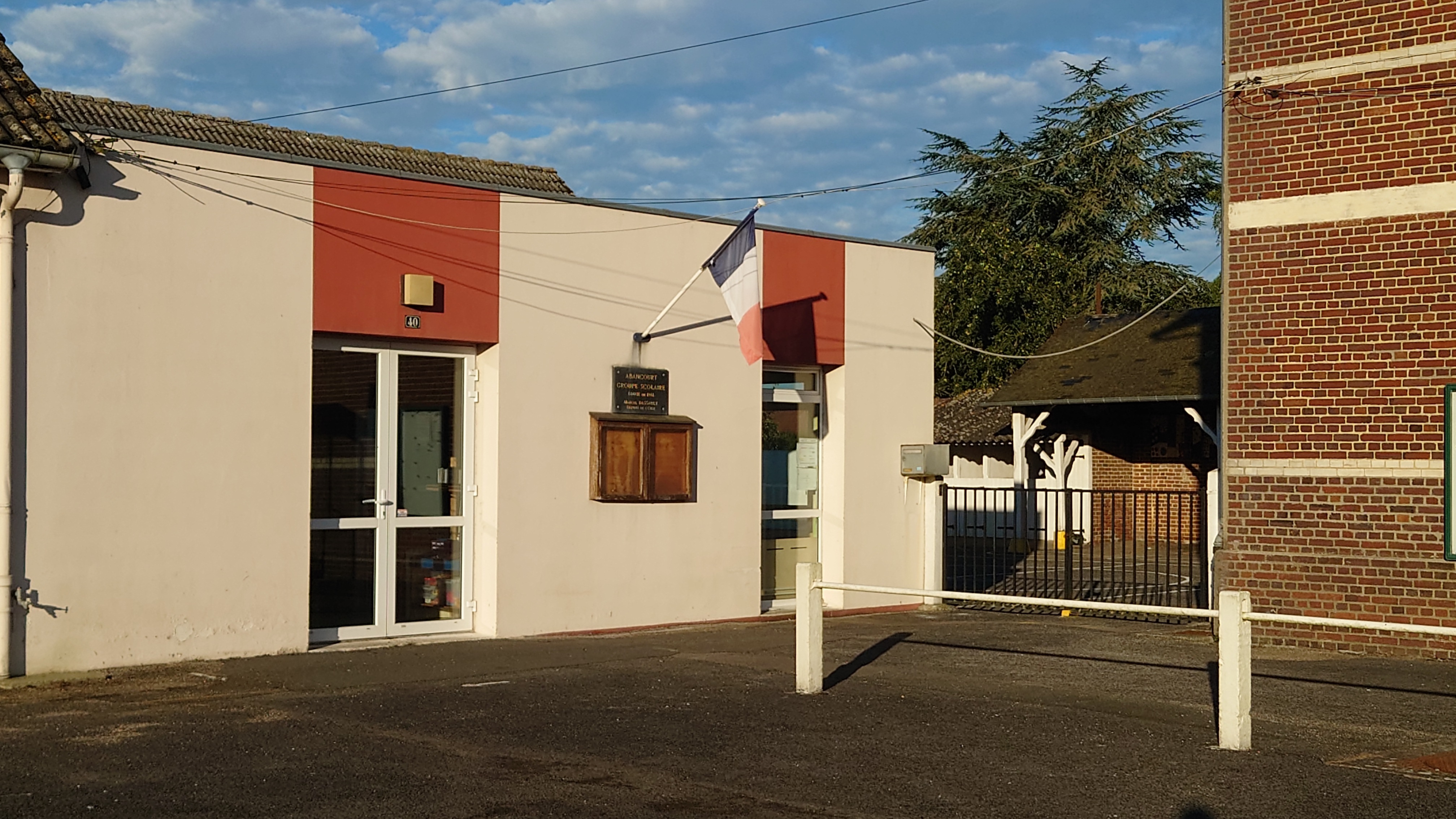 Ecole du 28 août 2024.JPG