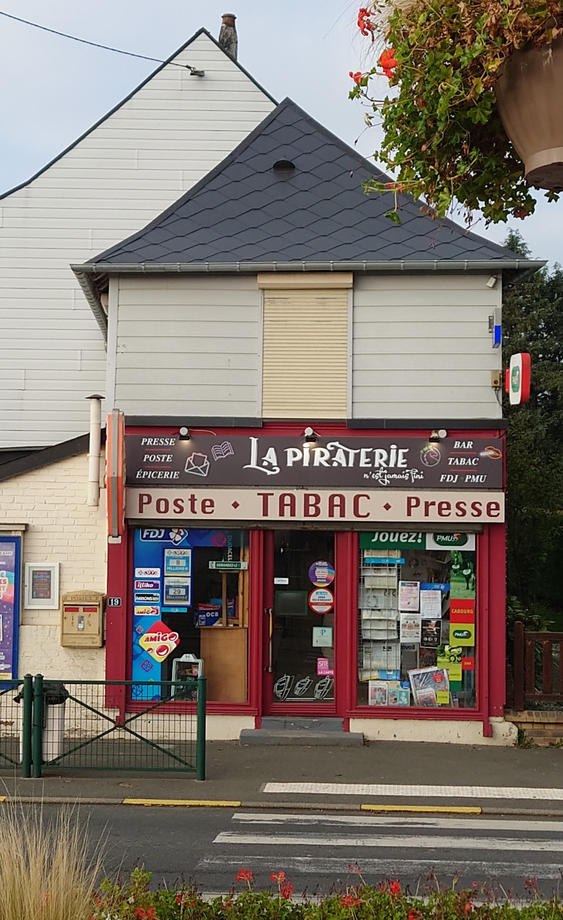 Bar La Piraterie 14 oct 2025 - 2.JPG