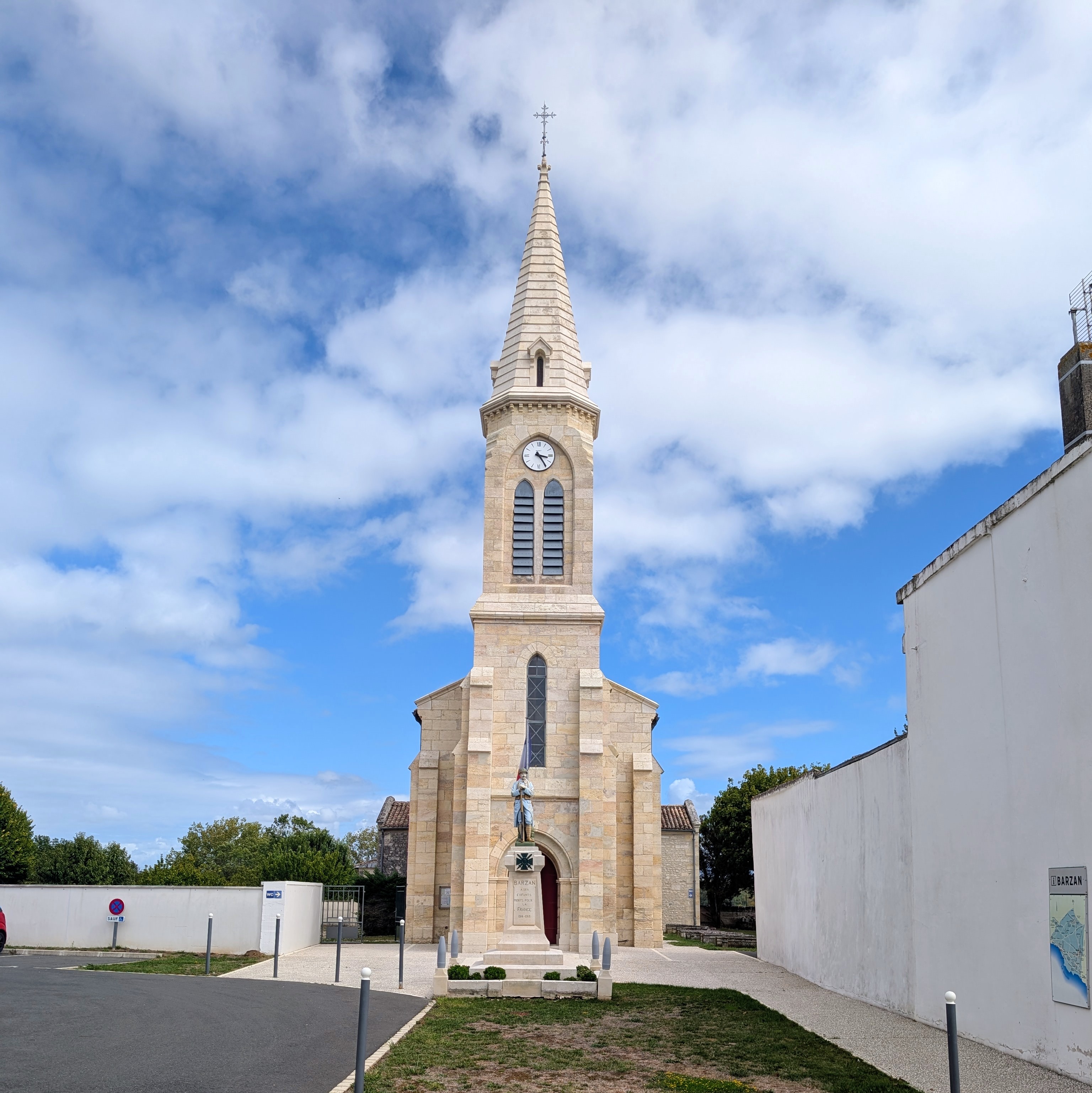 église barzan.jpg