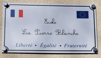 Ecole de la Pierre Blanche.png