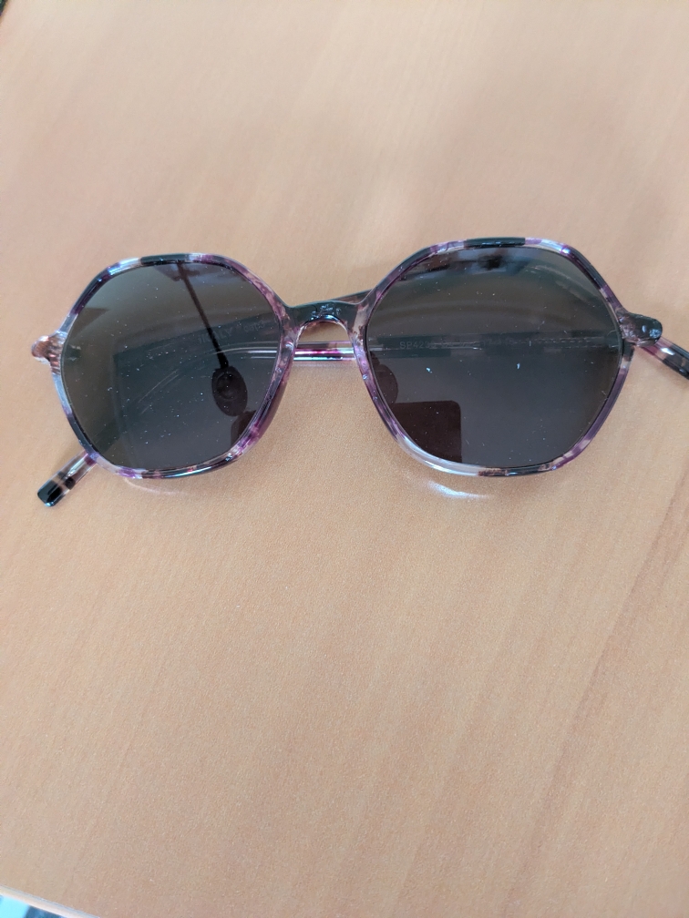 Lunette de soleil.jpg