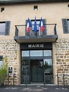 mairie - cercié.jpeg