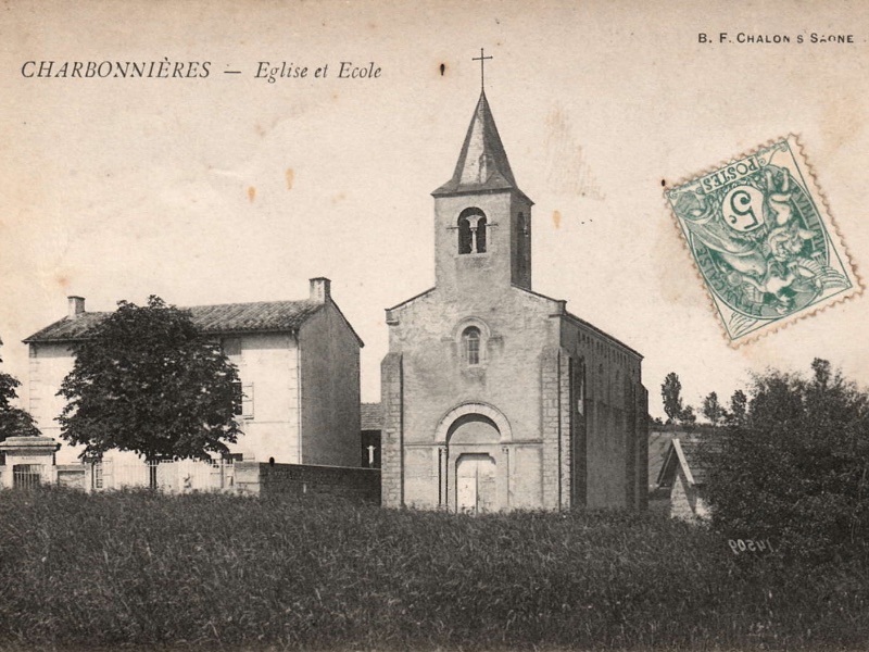 Carte-postale-église mairie école.jpg